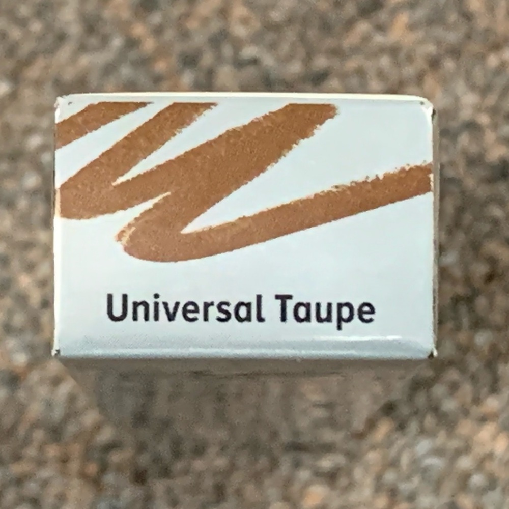 IT Cosmetics - Brow Powder - Universal Brow Pencil - Universal Taupe -New in Box - Picture 7 of 7